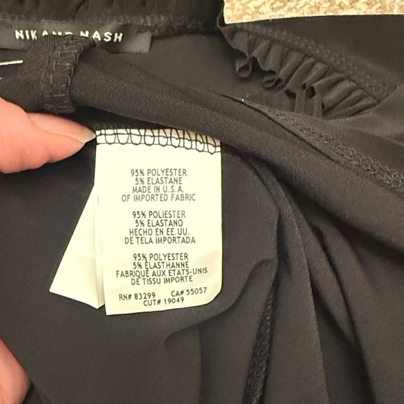 Chic Black Ruffle Sleeve Midi Dress - Picture 7 of 8